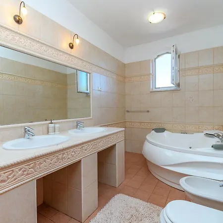 House Nera Prázdninový dům Opric