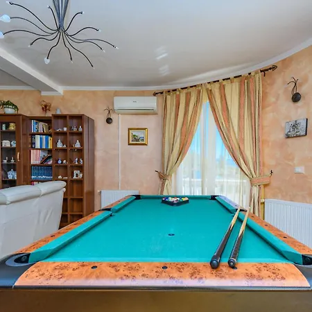 Prázdninový dům House Nera