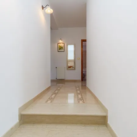 House Nera Prázdninový dům Opric